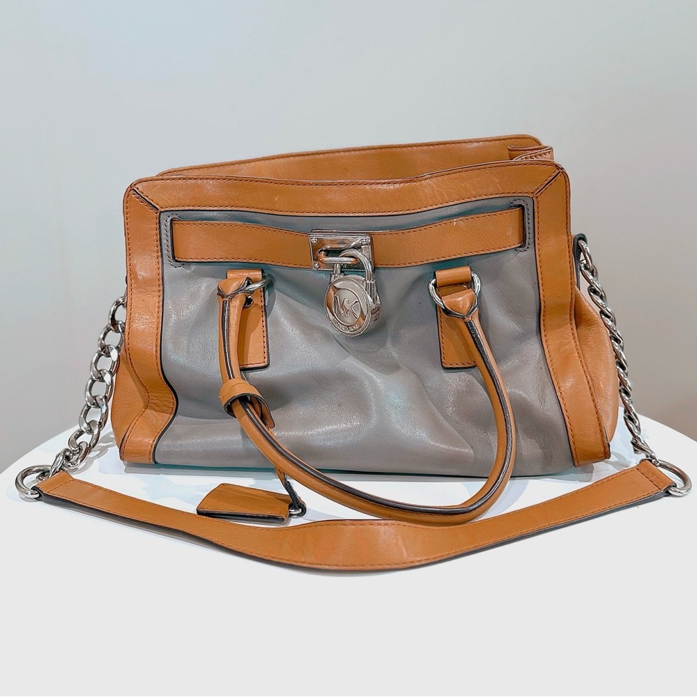 ✨ Michael Kors Hamilton Large Leather Satchel – Tan & Grey Luxe Classic ✨
